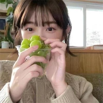 配角