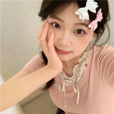 配角